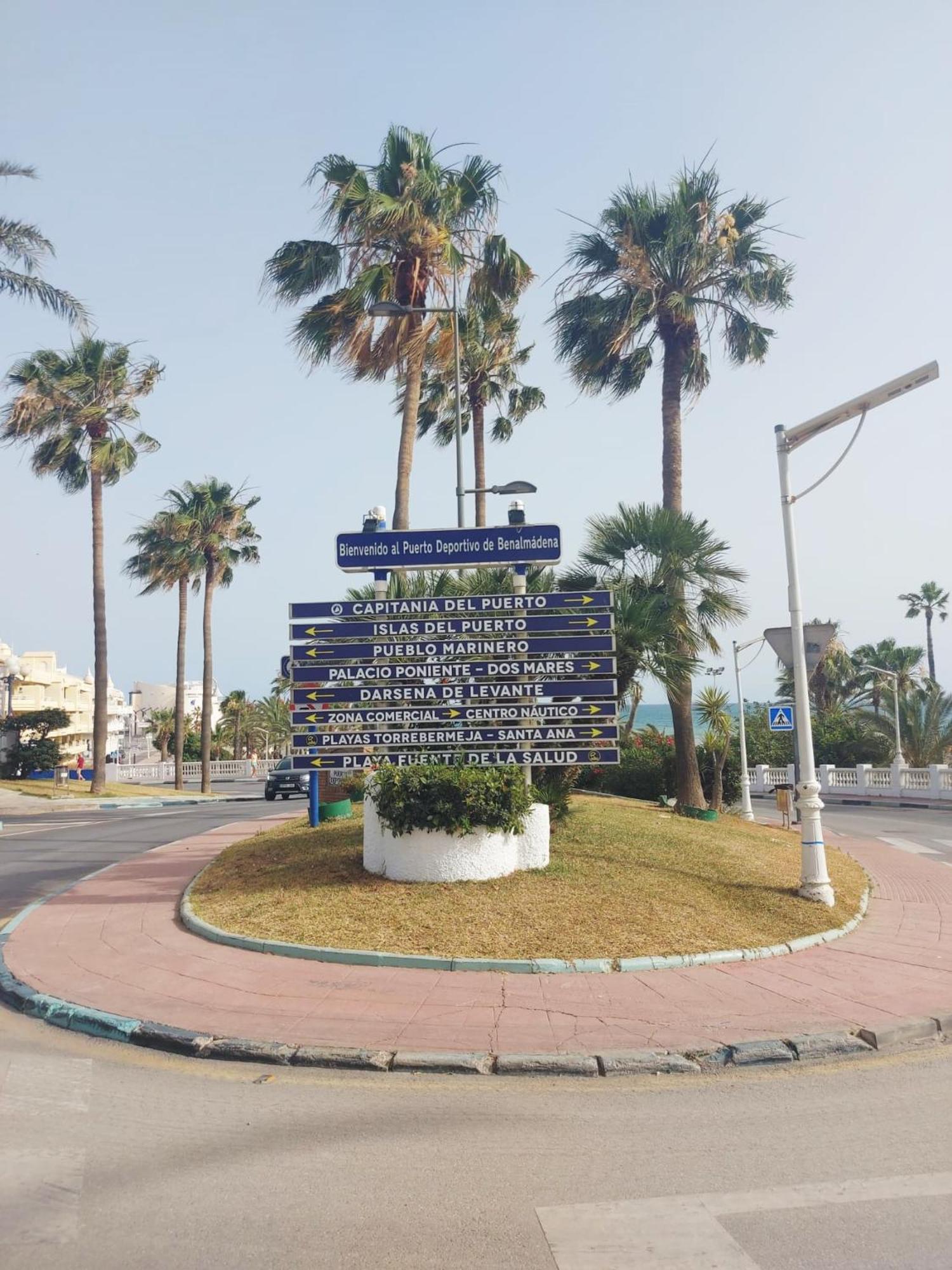 Estudio Luminoso En Puerto Marina ベナルマデナ エクステリア 写真